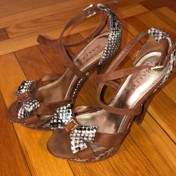 Bakers women’s animal pattern stiletto 👠 heels - Picture 1 of 8